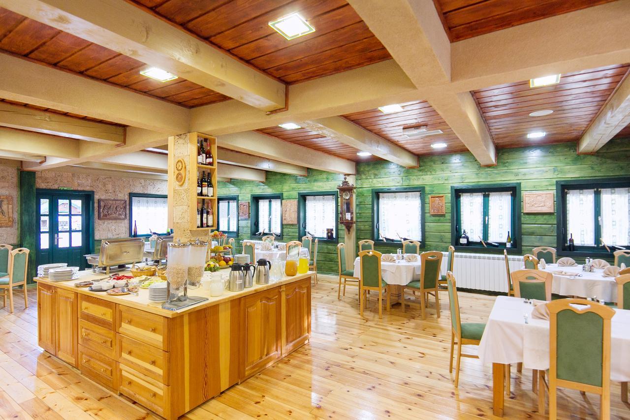Hotel & Resort Gacka Mojkovac Εξωτερικό φωτογραφία